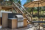 Woods & Irons Lodge, Built-in Commercial-Style Natural Gas BBQ